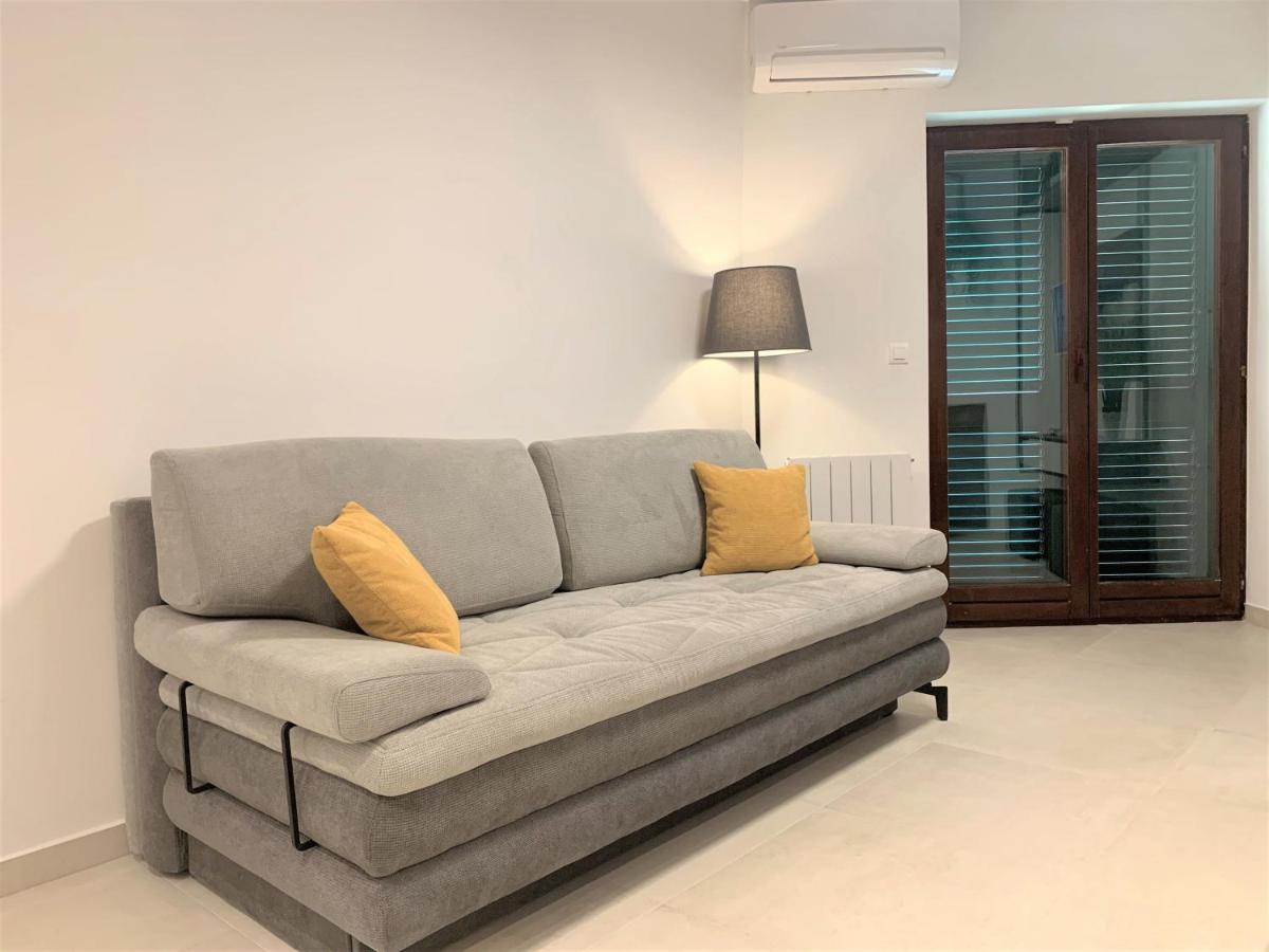 Villa Fani - Apartments In Trogir Kültér fotó