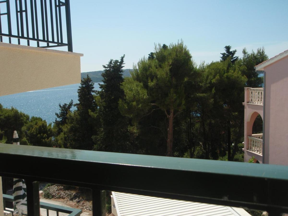 Villa Fani - Apartments In Trogir Kültér fotó