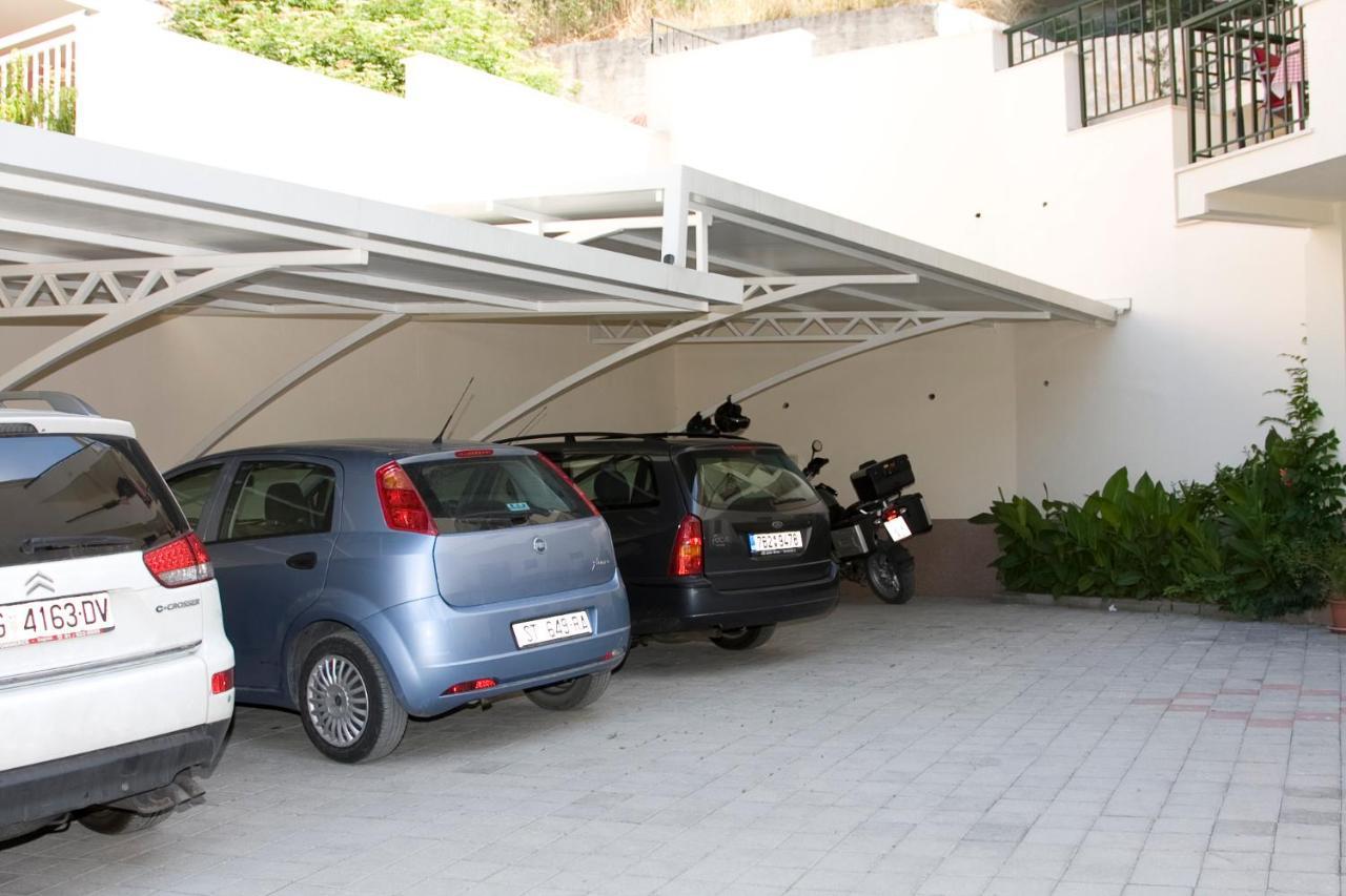 Villa Fani - Apartments In Trogir Kültér fotó