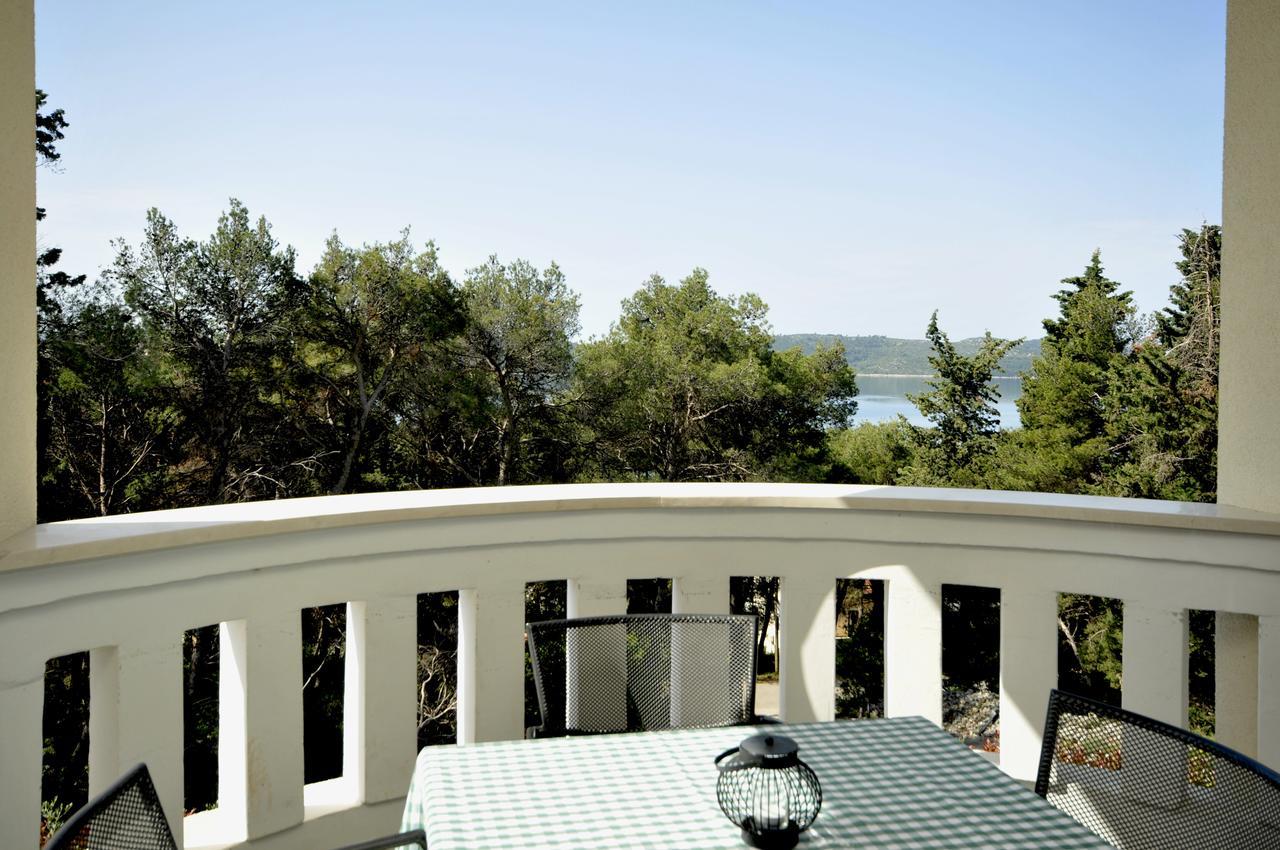 Villa Fani - Apartments In Trogir Kültér fotó