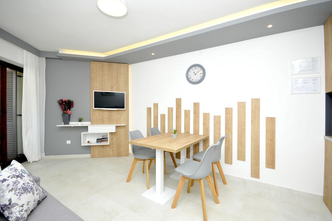 Villa Fani - Apartments In Trogir Kültér fotó