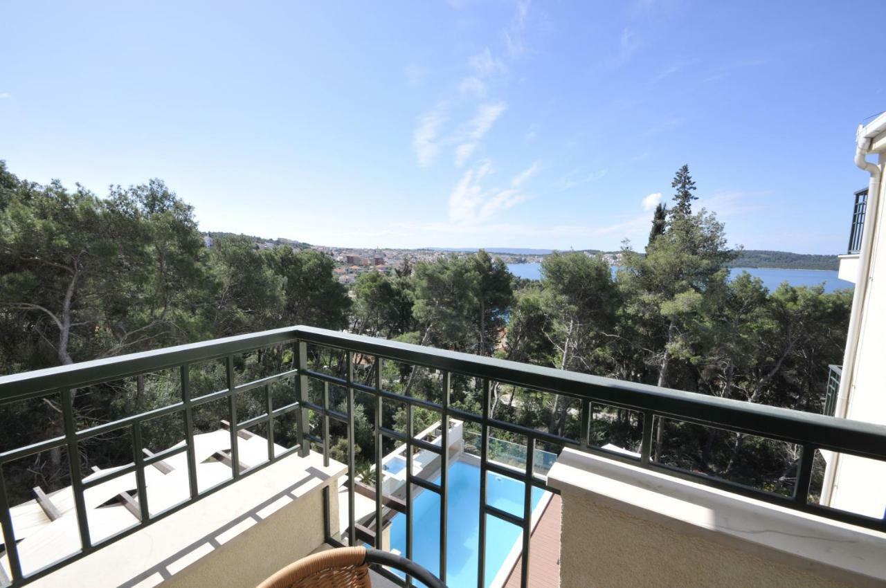 Villa Fani - Apartments In Trogir Kültér fotó