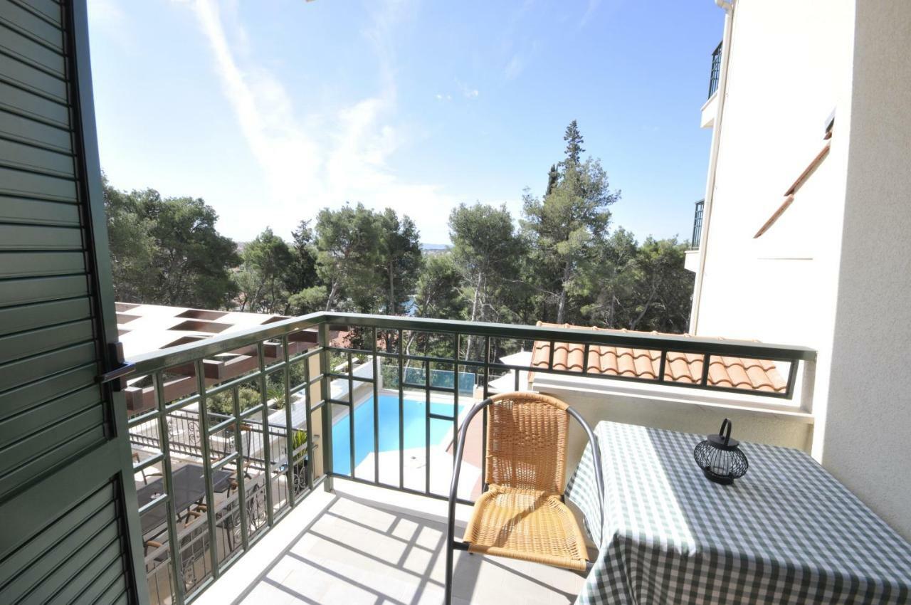 Villa Fani - Apartments In Trogir Kültér fotó