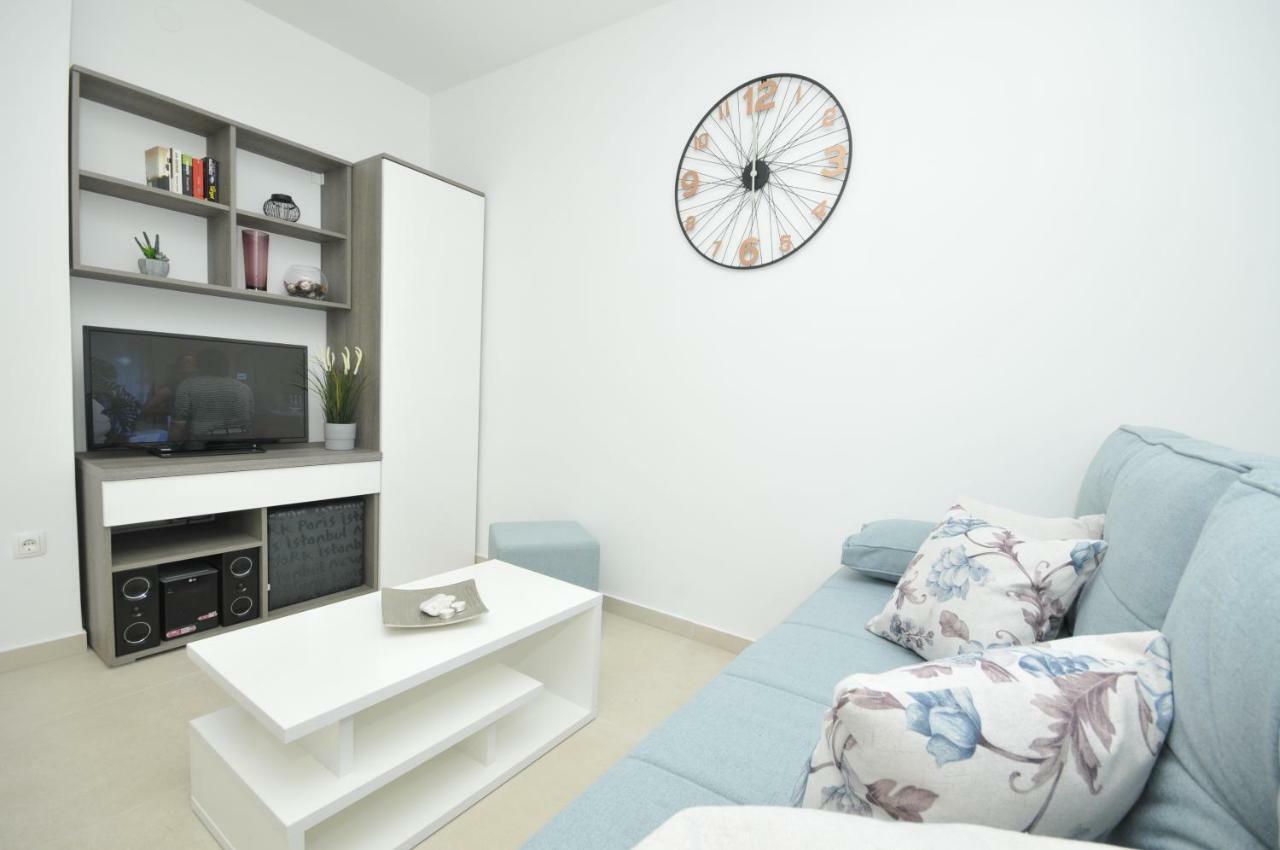 Villa Fani - Apartments In Trogir Kültér fotó